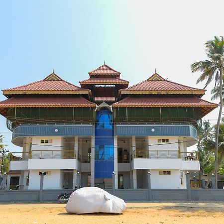 Oyo 11891 Amare Beach Resorts Alappuzha Exteriör bild