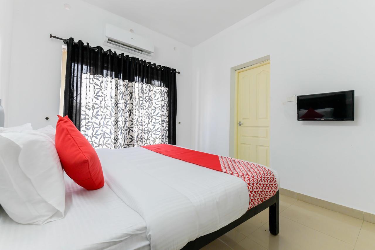 Oyo 11891 Amare Beach Resorts Alappuzha Exteriör bild
